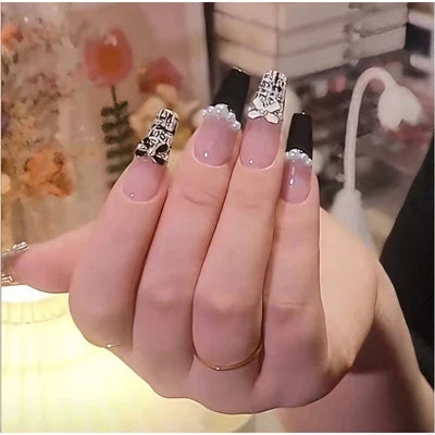 Nails & Accessories