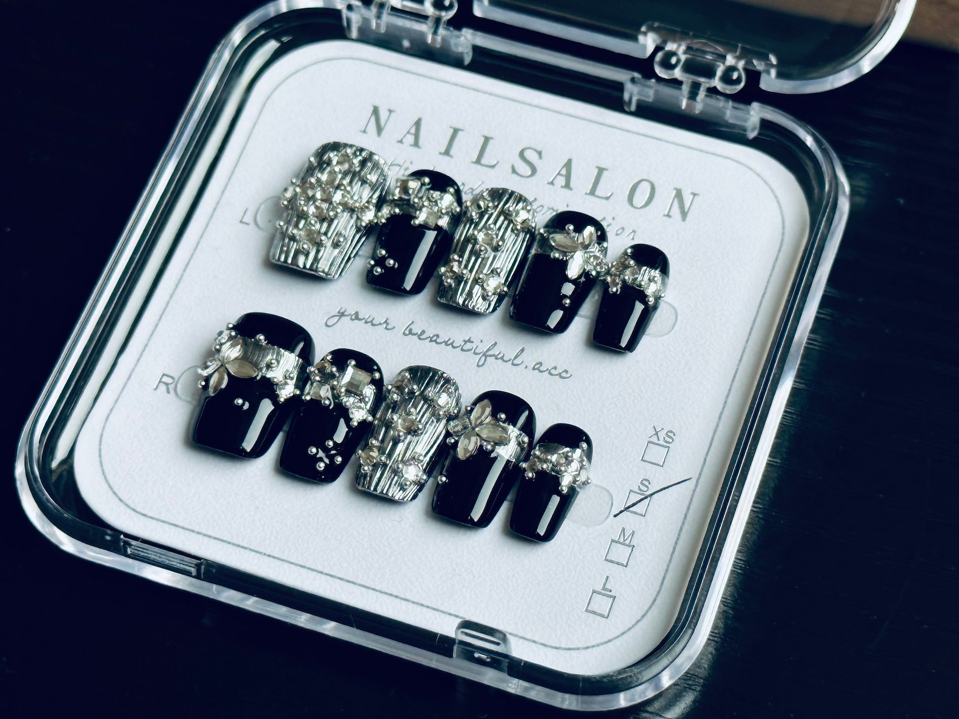 Platinum Texture 3D Press-On Nails